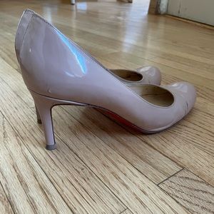 Christian Louboutin Patent Nude Heels 3.5 in heel, sz 7.5 (EUR 37 1/2)